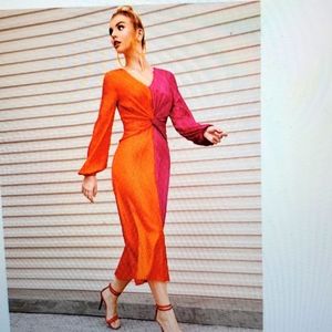 Lantern Sleeve Two Tone Dress